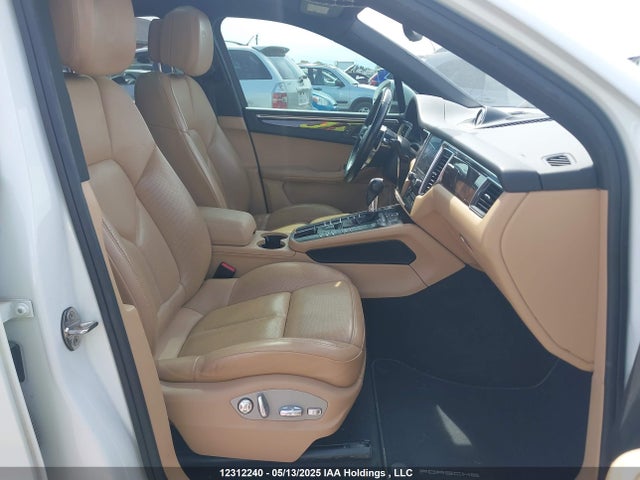 Porsche Macan 2018 WP1AA2A51JLB11386 Image 5
