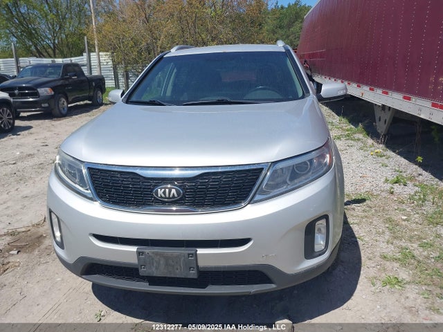 5XYKTDA74EG452523 KIA Sorento