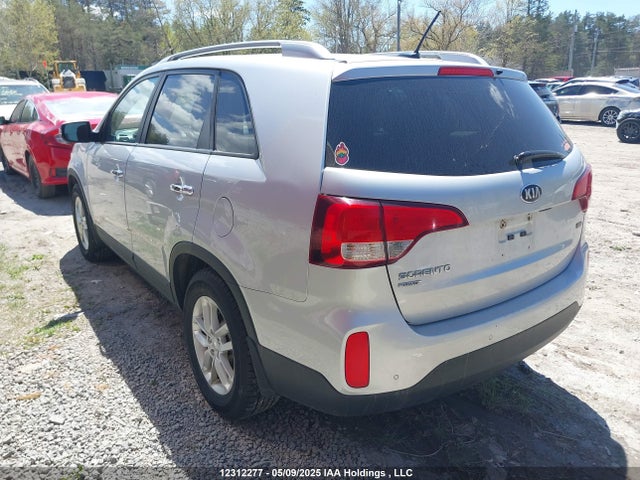 5XYKTDA74EG452523 KIA Sorento