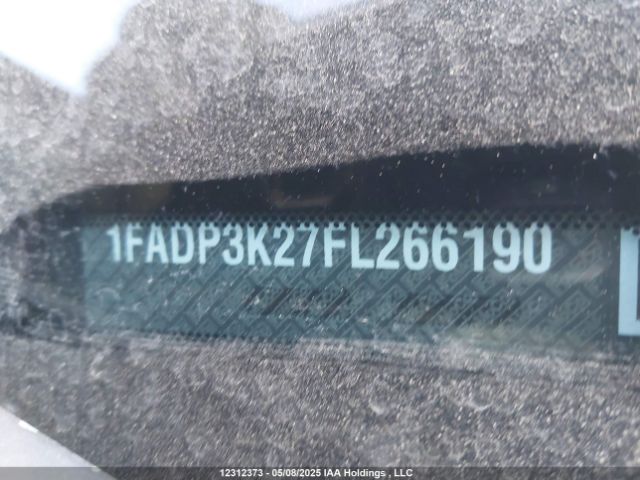 1FADP3K27FL266190 Ford FOCUS SE