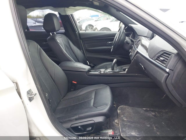 WBA3B3C51FF546406 BMW 328I