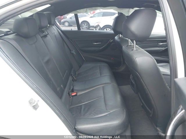 WBA3B3C51FF546406 BMW 328I