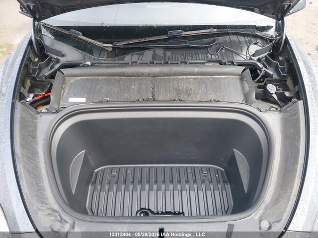 7SAYGDEF4NF467808 Tesla Model Y Performance