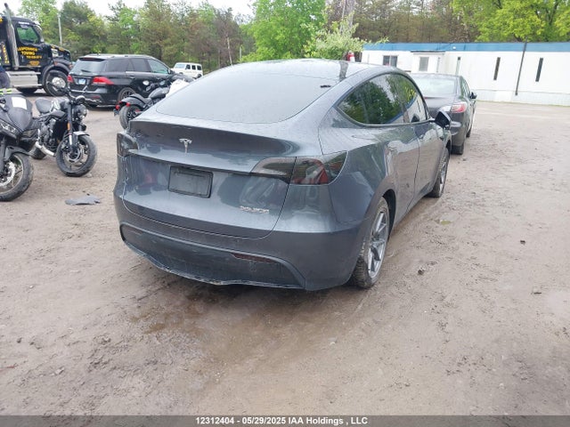 7SAYGDEF4NF467808 Tesla Model Y Performance