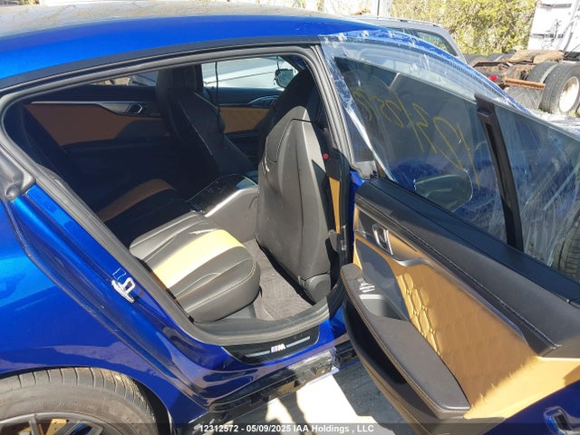 WBSGV0C04MCF86665 BMW M8
