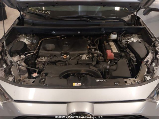 2T3Z1RFV8LC072920 Toyota RAV4 LE