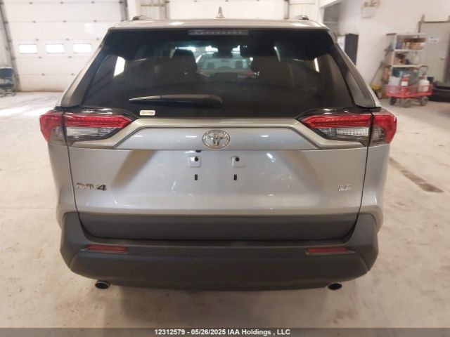2T3Z1RFV8LC072920 Toyota RAV4 LE