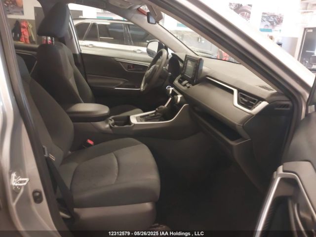 2T3Z1RFV8LC072920 Toyota RAV4 LE
