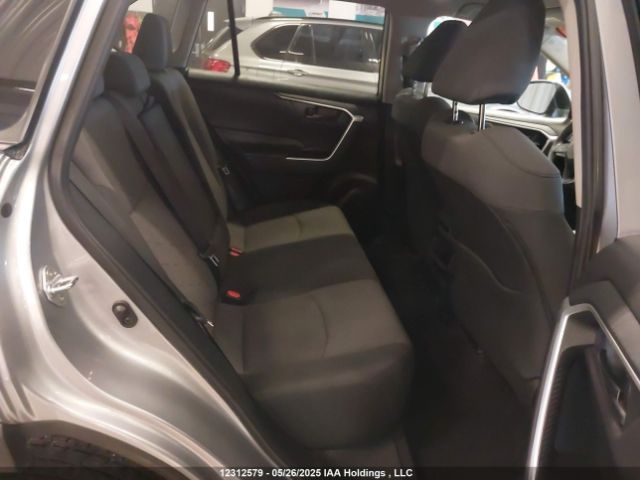 2T3Z1RFV8LC072920 Toyota RAV4 LE