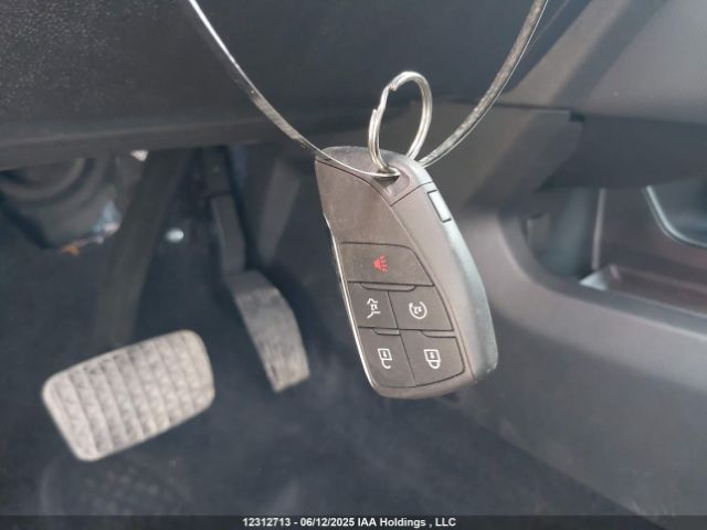 3GN7DSRRXRS280667 Chevrolet x0c+ec3