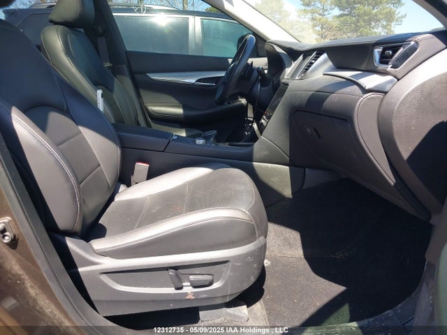 3PCAJ5M37KF142952 Infiniti 2019