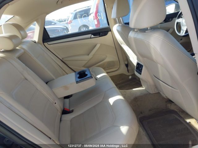 1VWBS7A34FC072487 Volkswagen PASSAT SE