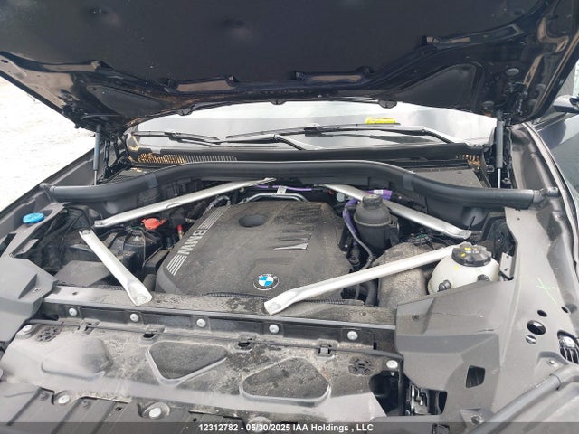 5UX23EU00R9V15207 BMW X5