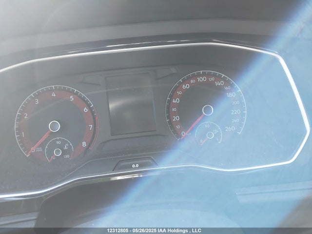 3VWE57BU9KM025704 Volkswagen 1.8 tsi