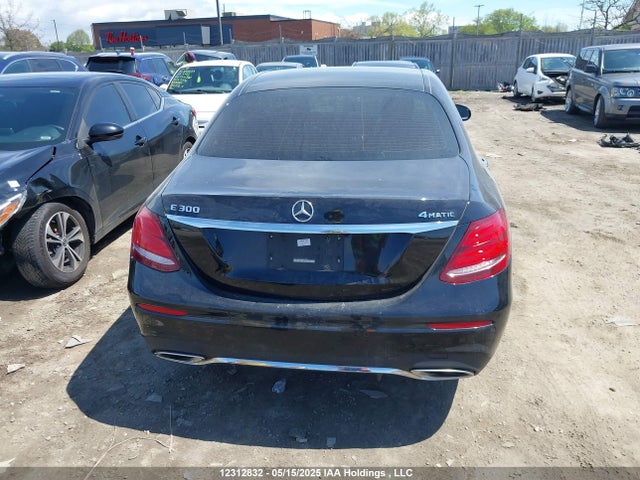 WDDZF4KBXKA597589 Mercedes-Benz m274