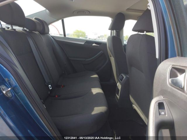 3VW2K7AJ5FM420455 Volkswagen 2015