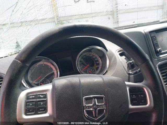 2C4RDGEG0JR253093 Dodge Grand Caravan