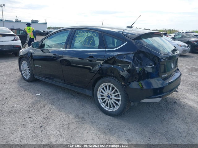 1FADP3R46JL317677 Ford 2018