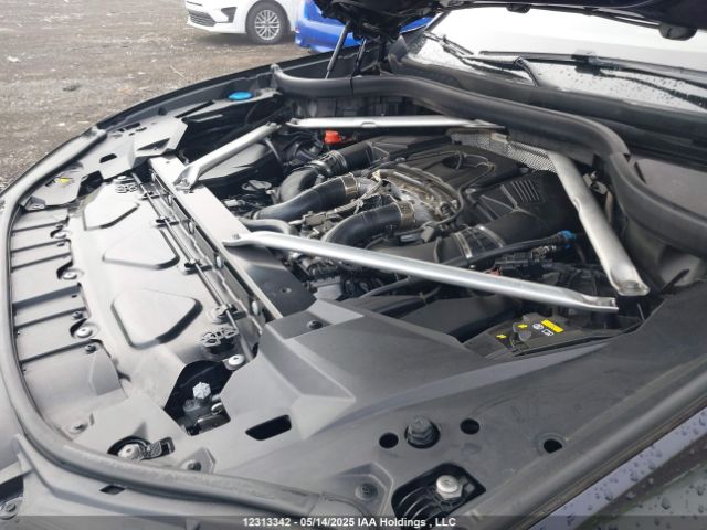 5UXJU2C59KLB15355 BMW X5