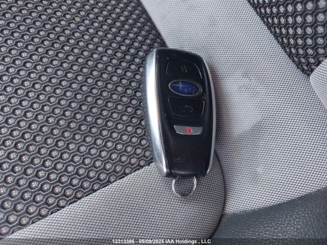 JF2GTAFC4JH250553 Subaru Crosstrek Premium
