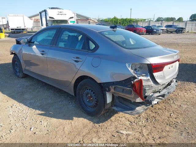 3KPF24AD8RE833482 KIA mpi nu