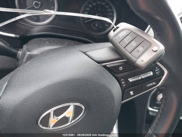 12313581 :رقم المزاد ، 5NMS23ADXKH087530 vin ، 2019 Hyundai Santa Fe Essential مزاد بيع