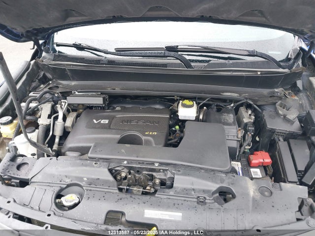 5N1DR2MM7JC672715 Nissan Pathfinder