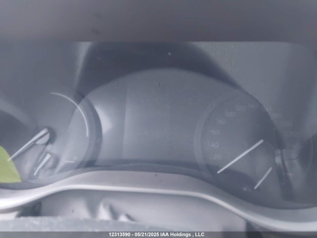 5TDGSKFC6RS146886 Toyota Sienna Le 8-passenger