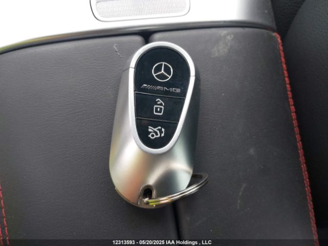 W1NKM8HB8RF226646 Mercedes-Benz m139