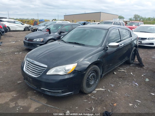 1C3CCBCGXEN194365 Chrysler 2014