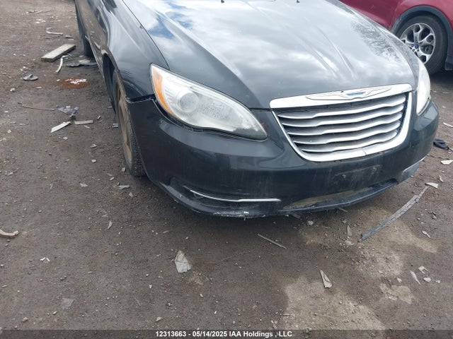 1C3CCBCGXEN194365 Chrysler 2014