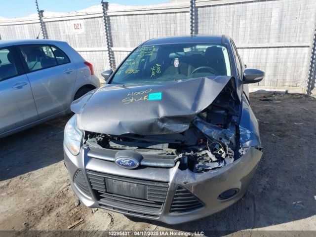 1FADP3K22EL315066 Ford FOCUS SE
