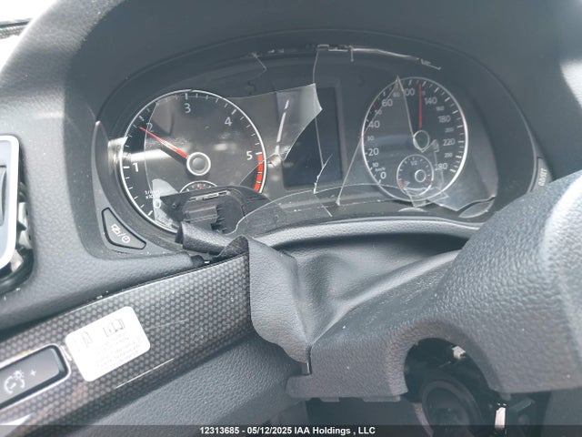 1VWCN7A37EC083140 Volkswagen Passat