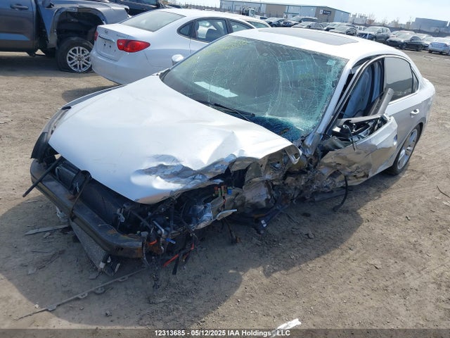 1VWCN7A37EC083140 Volkswagen Passat
