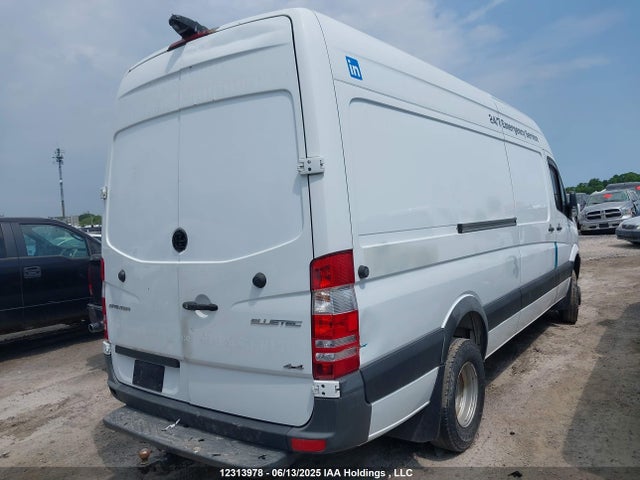 WD3CF4CC3GP256959 Mercedes-Benz Sprinter 3500 High Roof V6