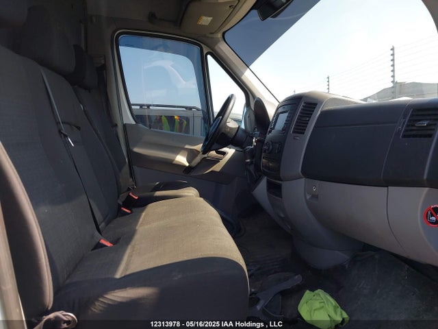 WD3CF4CC3GP256959 Mercedes-Benz Sprinter 3500 High Roof V6