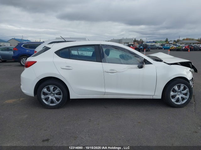 JM1BN1K75J1161319 Mazda MAZDA3
