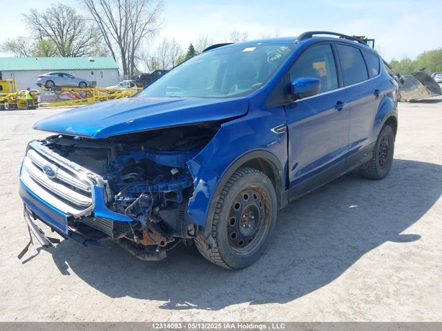 1FMCU9G93HUC82547 Ford Escape