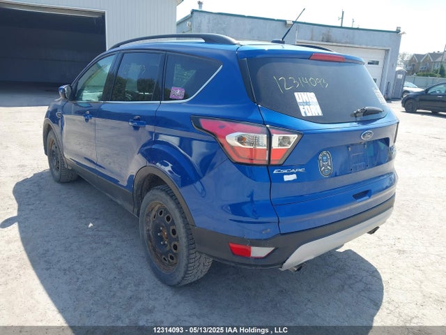 1FMCU9G93HUC82547 Ford Escape