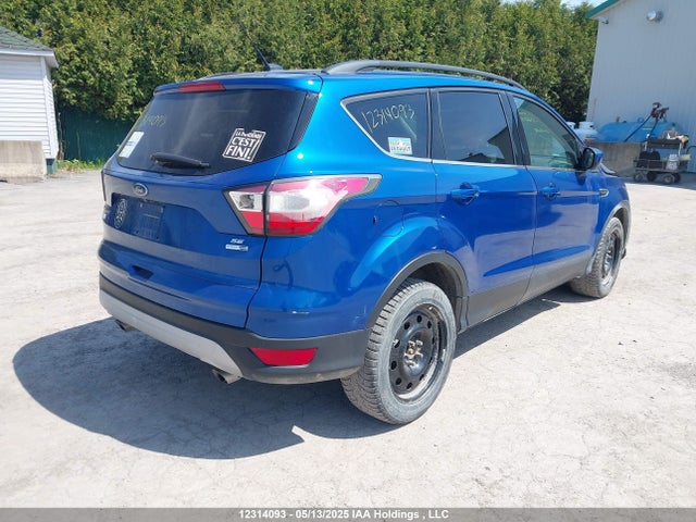 1FMCU9G93HUC82547 Ford Escape