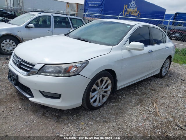 Honda Accord 2014 1HGCR2F90EA806542 Image 2