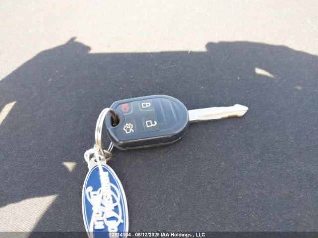 1ZVBP8EM1E5305142 Ford 2014