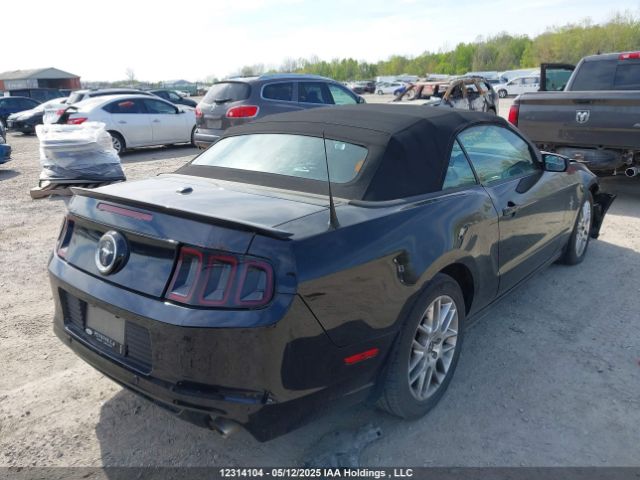 1ZVBP8EM1E5305142 Ford 2014