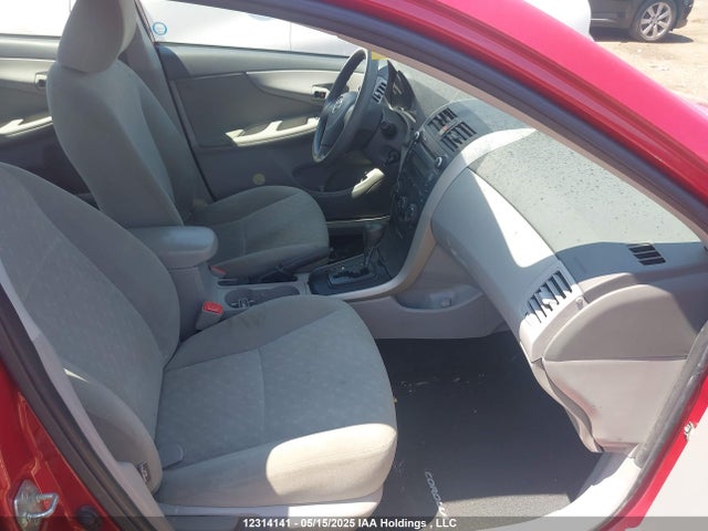 12314141 :رقم المزاد ، 2T1BU4EE4AC305422 vin ، 2010 Toyota Corolla S/le/xle مزاد بيع