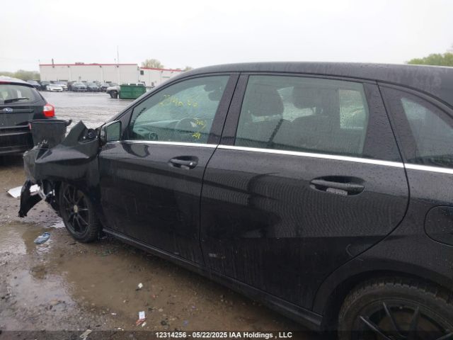WDDMH4GB3FJ304988 Mercedes-Benz B-Class