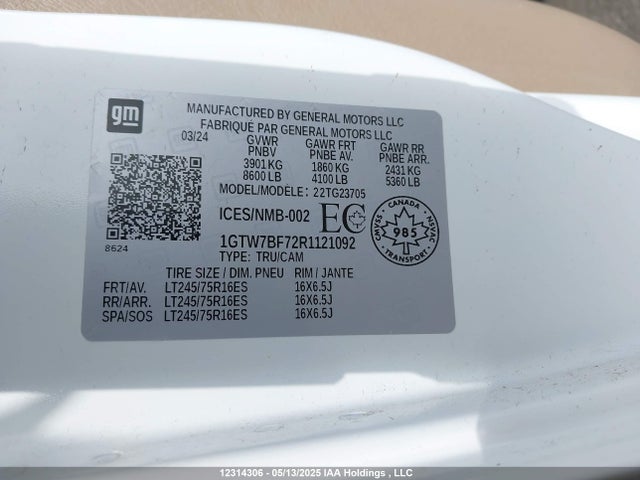 1GTW7BF72R1121092 GMC l8t