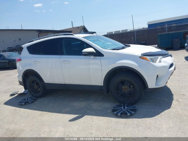 2T3ZFREVXHW344019 Toyota RAV4 LE