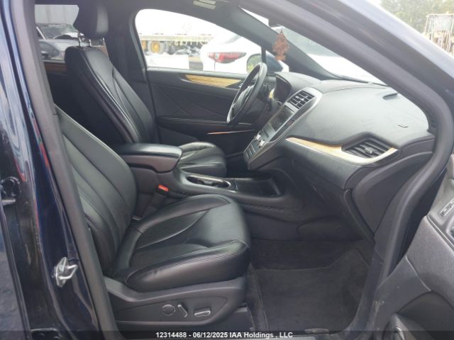 5LMCJ2A92FUJ36630 Lincoln MKC