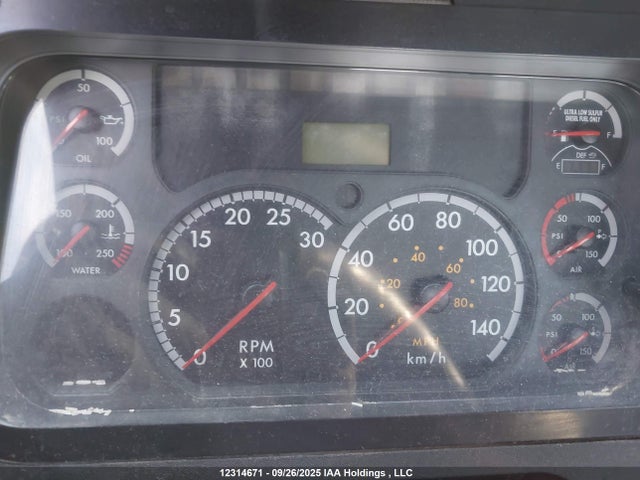 1FUJGED69ELFU3134 Freightliner Detroit Diesel Dd15 Std
