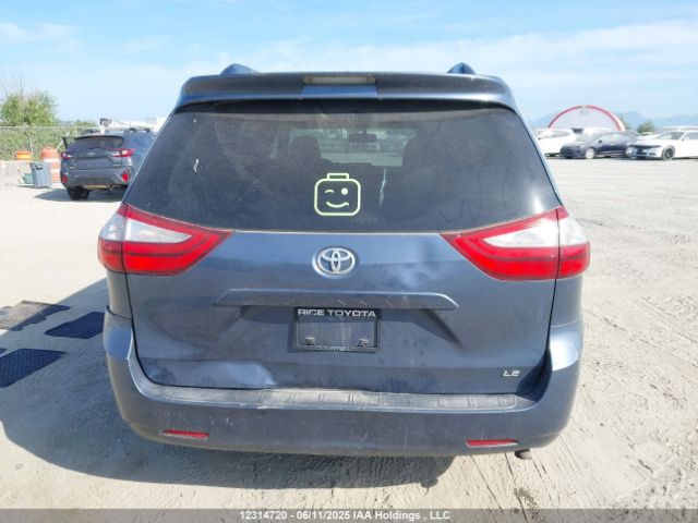 5TDKK3DC0FS645231 Toyota SIENNA LE